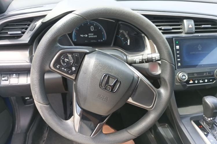 Used Honda Civic 2021 HATCHBACK 220TURBO CVT New Trendsetter Steering Wheel