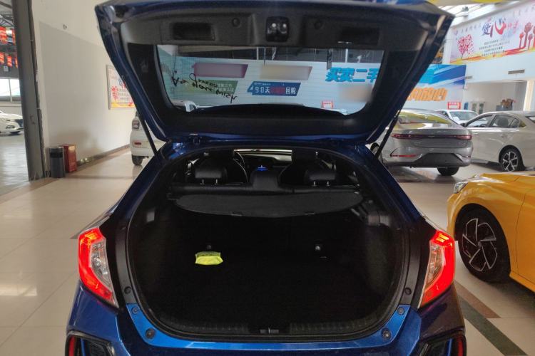 Used Honda Civic 2021 HATCHBACK 220TURBO CVT Trendy Cool Edition Trunk