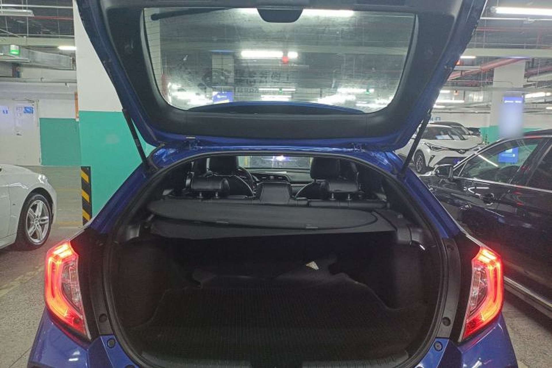 Used Honda Civic 2021 HATCHBACK 220TURBO CVT New Trendsetter Trunk