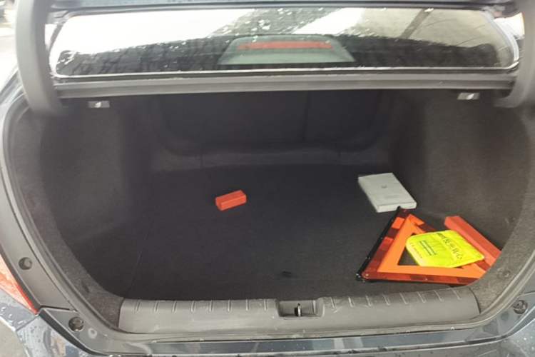 Used Honda Civic 2021 HATCHBACK 220TURBO CVT New Trendsetter Trunk