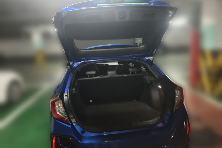 Used Honda Civic 2021 HATCHBACK 220TURBO CVT Trendy Cool Edition Trunk