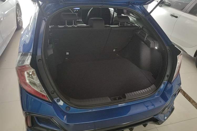 Used Honda Civic 2021 HATCHBACK 220TURBO CVT Trendy Cool Edition Trunk