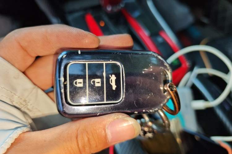 Used Honda Civic 2021 HATCHBACK 220TURBO CVT New Trendsetter Vehicle Key