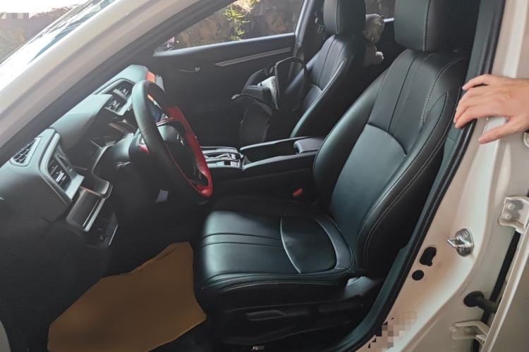 Used Honda Civic 2021 HATCHBACK 220TURBO CVT New Trendsetter Left Front Seat