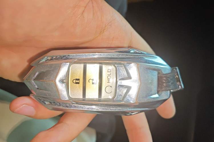 Used Honda Civic 2021 HATCHBACK 220TURBO CVT New Trendsetter Vehicle Key