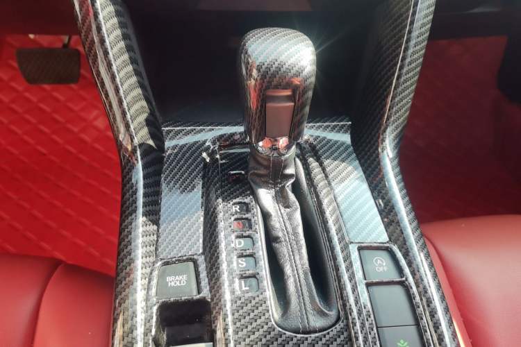 Used Honda Civic 2021 HATCHBACK 220TURBO CVT New Trendsetter Gear Lever