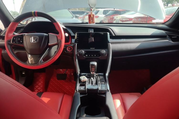 Used Honda Civic 2021 HATCHBACK 220TURBO CVT New Trendsetter Interior 2