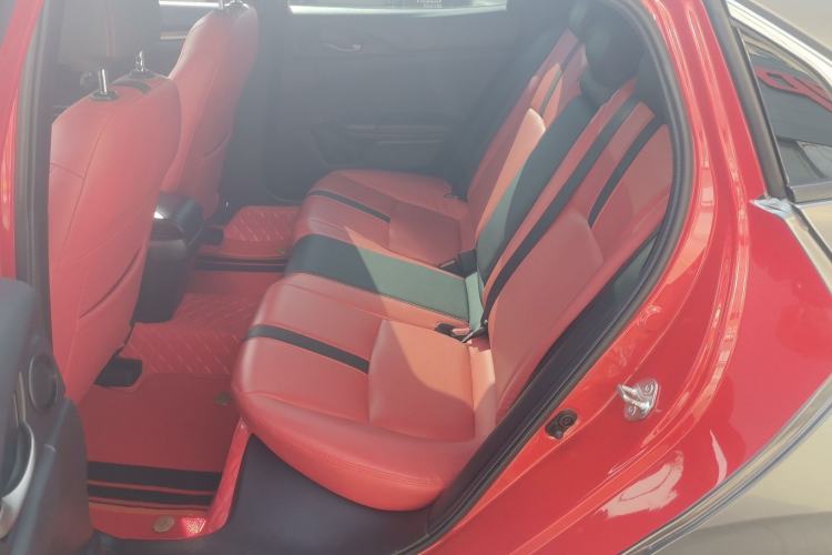 Used Honda Civic 2021 HATCHBACK 220TURBO CVT New Trendsetter Interior 4
