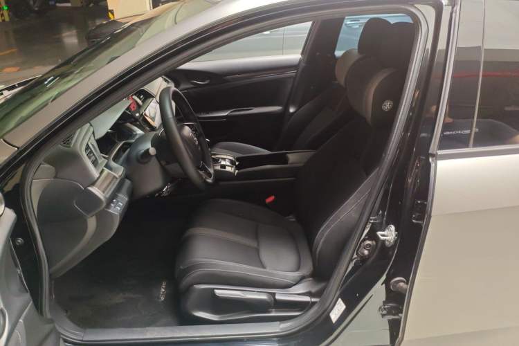 Used Honda Civic 2021 HATCHBACK 220TURBO Manual Driving Pleasure Control Left Front Seat