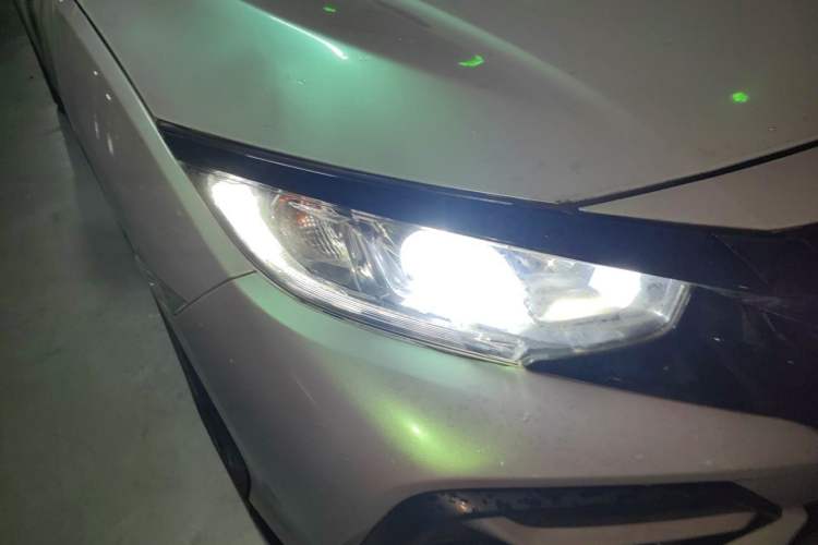Used Honda Civic 2021 HATCHBACK 220TURBO CVT New Trendsetter Right Front Headlight
