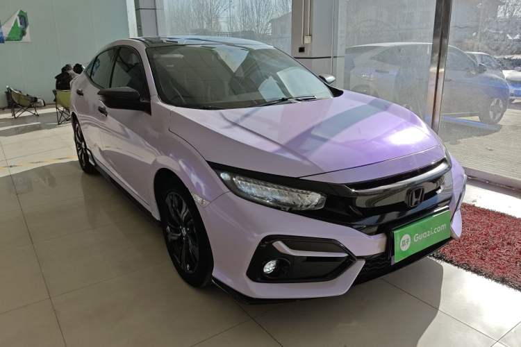 Used Honda Civic 2021 HATCHBACK 220TURBO CVT Trendy Cool Edition Front Right 45 Deg
