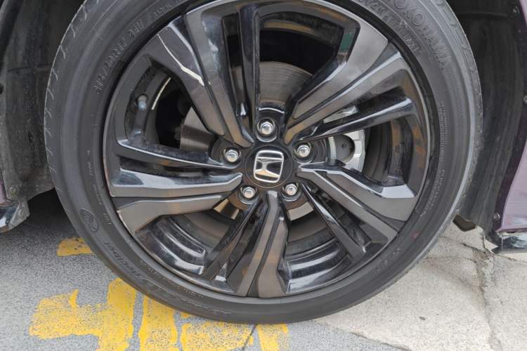 Used Honda Civic 2021 HATCHBACK 220TURBO CVT Trendy Cool Edition Right Front Wheel Hub