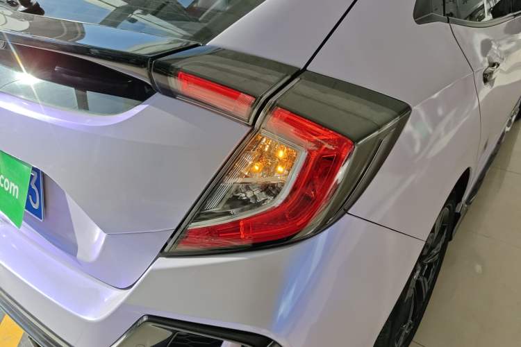 Used Honda Civic 2021 HATCHBACK 220TURBO CVT Trendy Cool Edition Right Rear Taillight