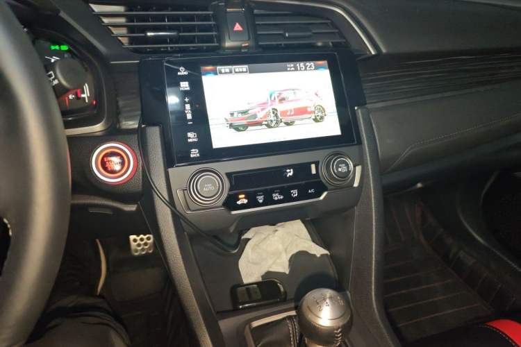 Used Honda Civic 2021 HATCHBACK 220TURBO Manual Driving Pleasure Control Audio And AC Panel