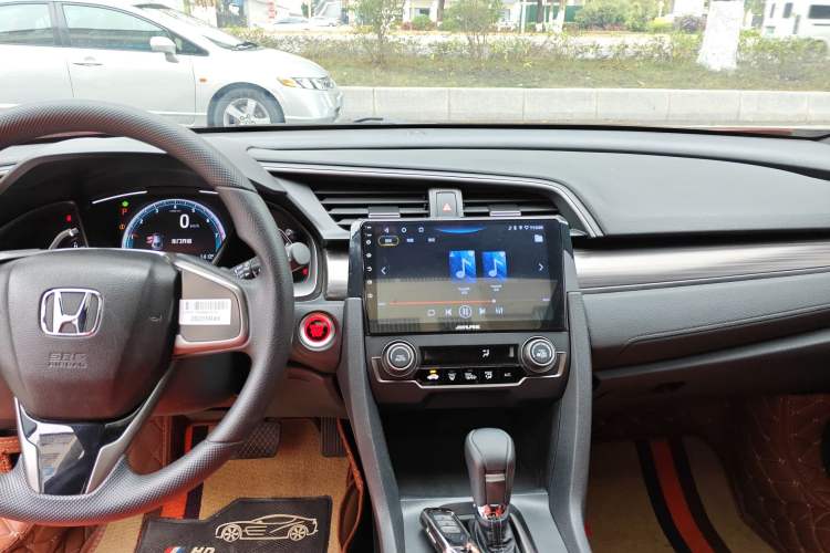 Used Honda Civic 2021 HATCHBACK 220TURBO CVT New Trendsetter Audio And AC Panel