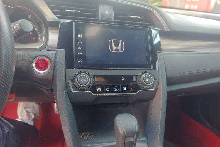 Used Honda Civic 2021 HATCHBACK 220TURBO CVT Trendy Cool Edition Audio And AC Panel