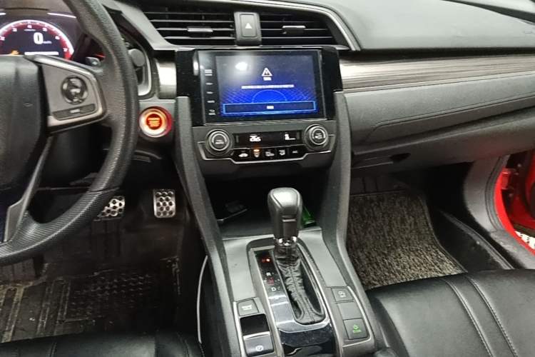Used Honda Civic 2021 HATCHBACK 220TURBO CVT Trendy Cool Edition Audio And AC Panel