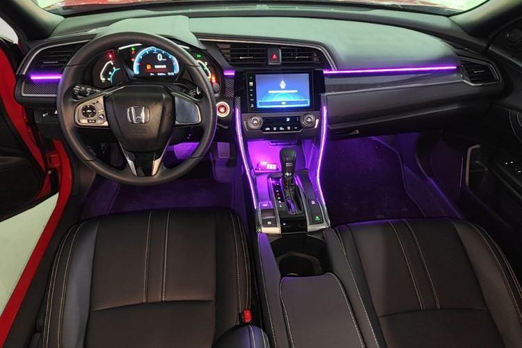 Used Honda Civic 2021 HATCHBACK 220TURBO CVT New Trendsetter Center Console