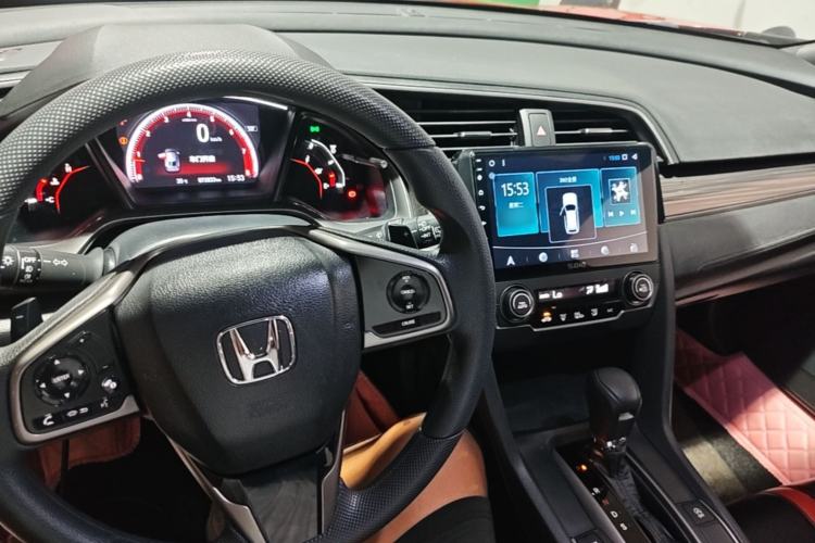 Used Honda Civic 2021 HATCHBACK 220TURBO CVT Trendy Cool Edition Center Console