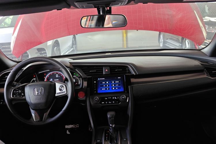 Used Honda Civic 2021 HATCHBACK 220TURBO CVT Trendy Cool Edition Center Console
