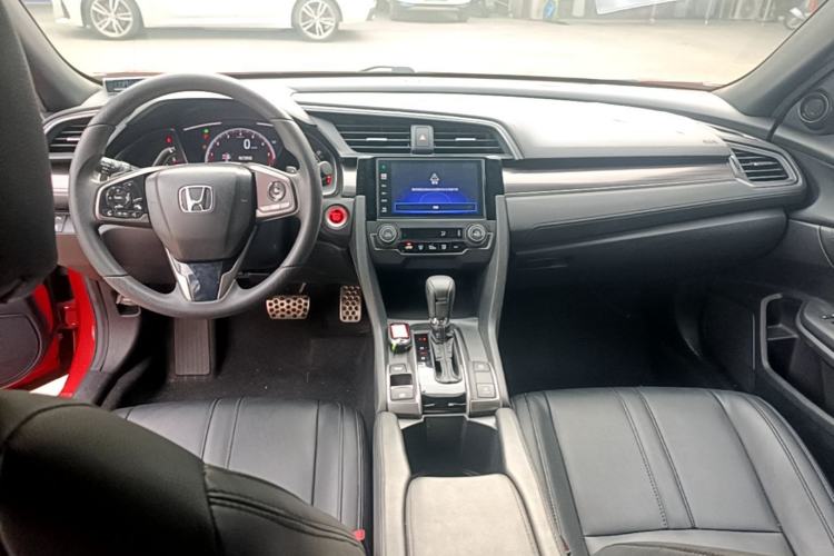 Used Honda Civic 2021 HATCHBACK 220TURBO CVT Trendy Cool Edition Center Console