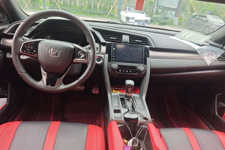 Used Honda Civic 2021 HATCHBACK 220TURBO CVT Trendy Cool Edition Center Console