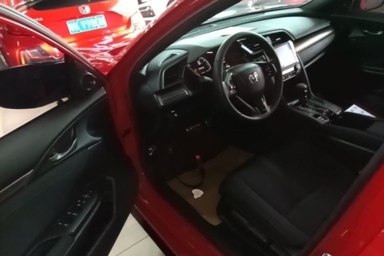 Used Honda Civic 2021 HATCHBACK 220TURBO CVT Trendy Cool Edition Driver Seat