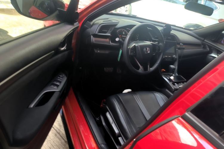 Used Honda Civic 2021 HATCHBACK 220TURBO CVT Dynamic Control Driver Seat