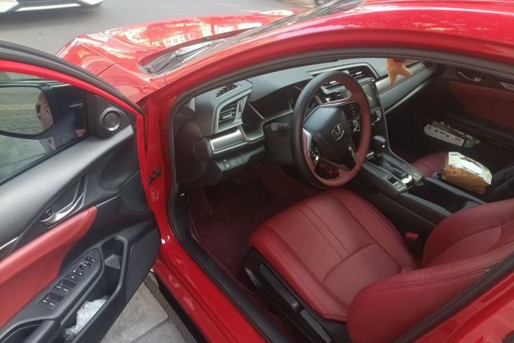 Used Honda Civic 2021 HATCHBACK 220TURBO CVT Trendy Cool Edition Driver Seat
