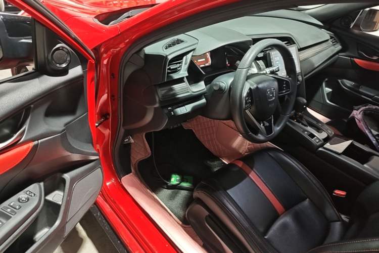 Used Honda Civic 2021 HATCHBACK 220TURBO CVT Trendy Cool Edition Driver Seat