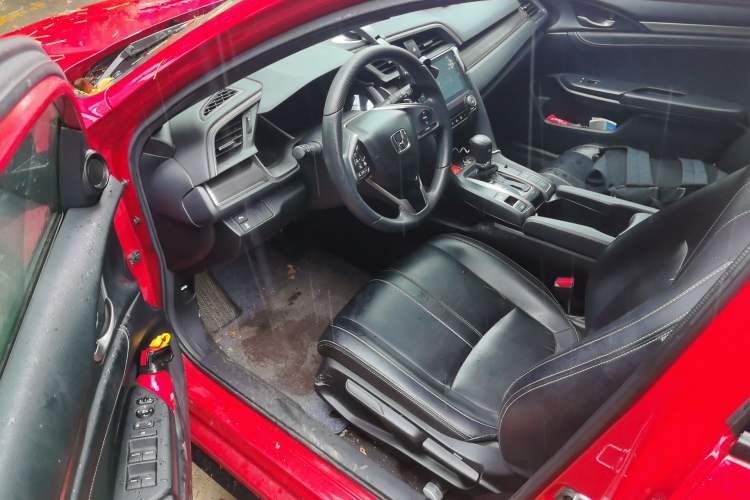 Used Honda Civic 2021 HATCHBACK 220TURBO CVT Trendy Cool Edition Driver Seat