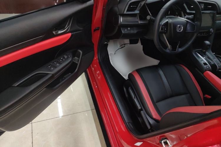 Used Honda Civic 2021 HATCHBACK 220TURBO CVT New Trendsetter Driver Seat