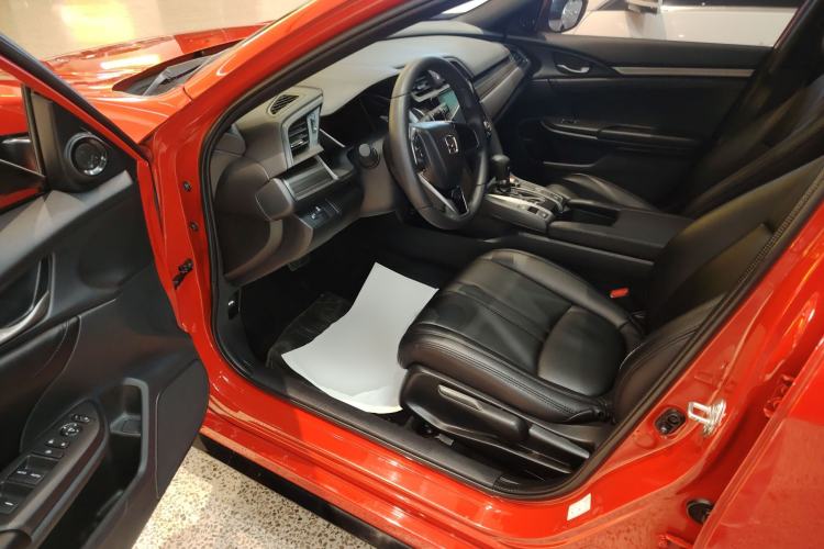 Used Honda Civic 2021 HATCHBACK 220TURBO CVT New Trendsetter Driver Seat
