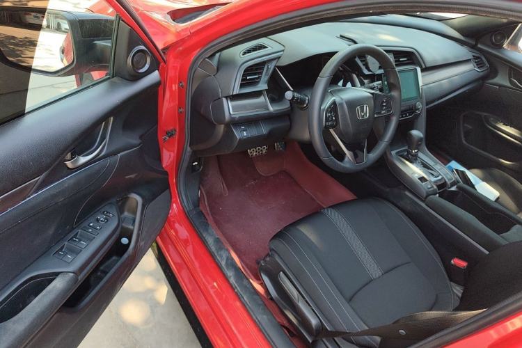 Used Honda Civic 2021 HATCHBACK 220TURBO CVT Trendy Cool Edition Driver Seat