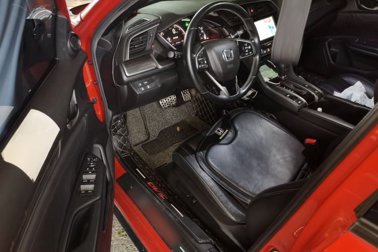 Used Honda Civic 2021 HATCHBACK 220TURBO CVT Dynamic Control Driver Seat