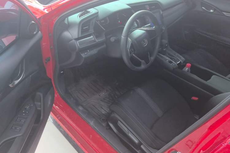 Used Honda Civic 2021 HATCHBACK 220TURBO CVT New Trendsetter Driver Seat