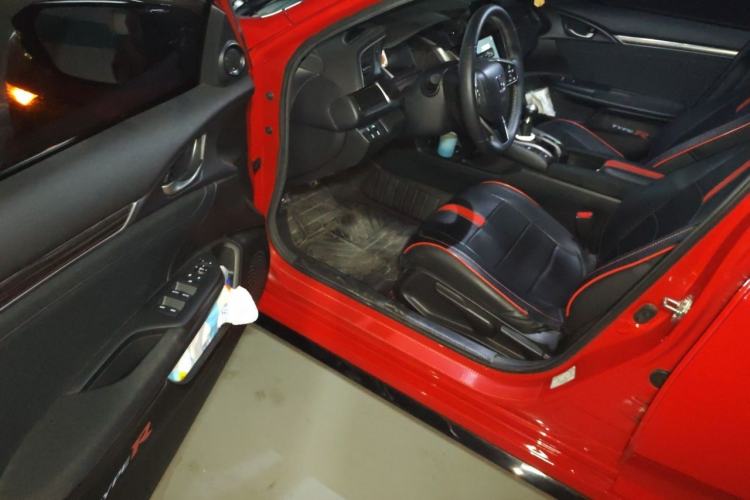 Used Honda Civic 2021 HATCHBACK 220TURBO Manual Driving Pleasure Control Driver Seat