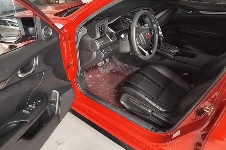 Used Honda Civic 2021 HATCHBACK 220TURBO CVT Trendy Cool Edition Driver Seat