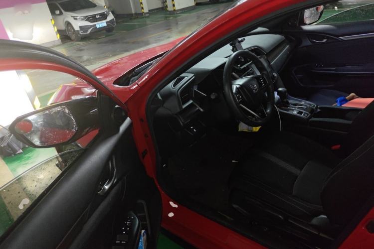 Used Honda Civic 2021 HATCHBACK 220TURBO CVT Trendy Cool Edition Driver Seat