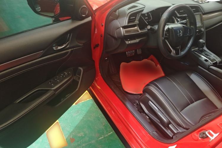 Used Honda Civic 2021 HATCHBACK 220TURBO CVT Trendy Cool Edition Driver Seat