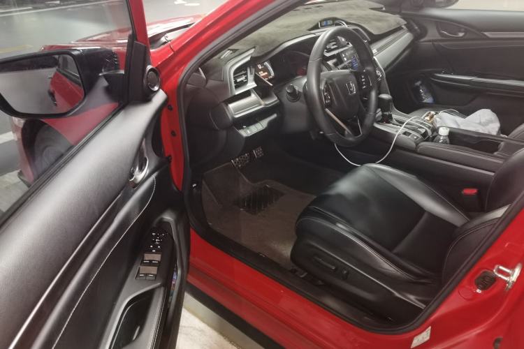 Used Honda Civic 2021 HATCHBACK 220TURBO CVT Trendy Cool Edition Driver Seat
