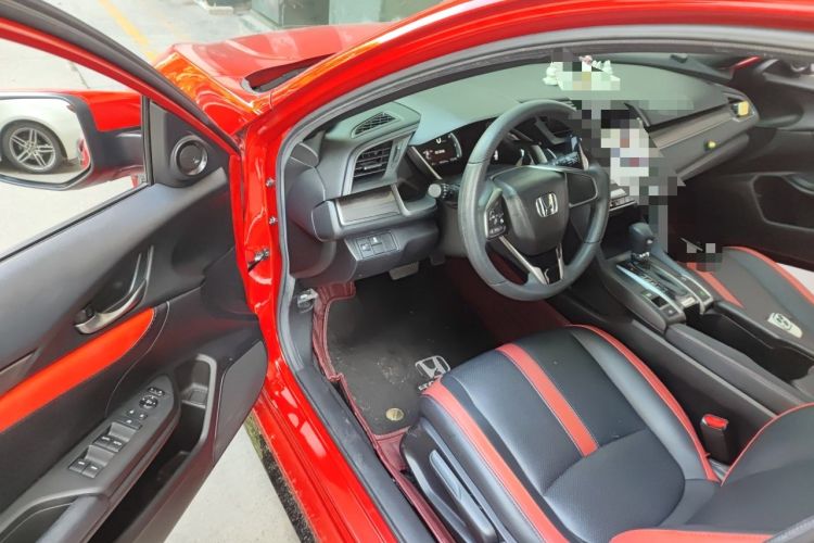 Used Honda Civic 2021 HATCHBACK 220TURBO CVT New Trendsetter Driver Seat