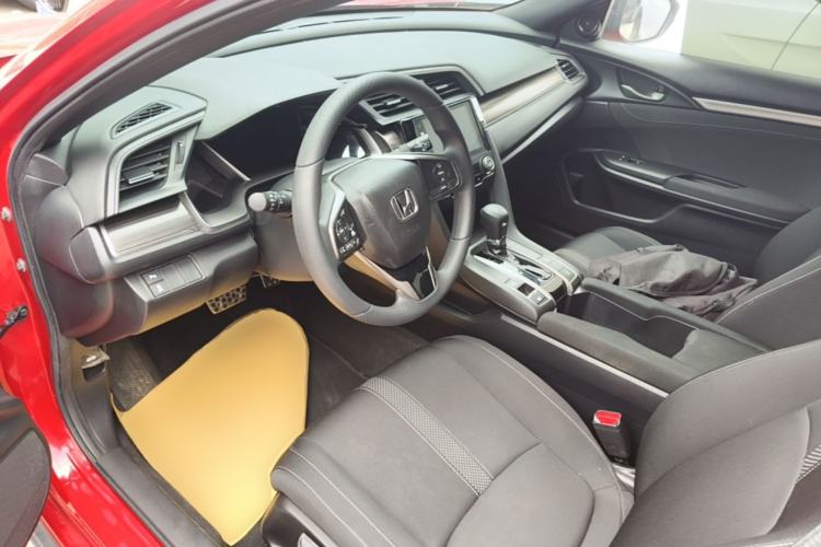 Used Honda Civic 2021 HATCHBACK 220TURBO CVT Trendy Cool Edition Driver Seat