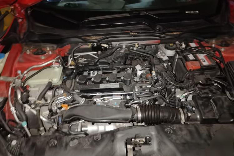 Used Honda Civic 2021 HATCHBACK 220TURBO CVT Dynamic Control Engine Bay