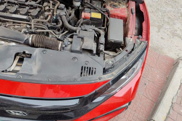Used Honda Civic 2021 HATCHBACK 220TURBO CVT New Trendsetter Engine Bay Left