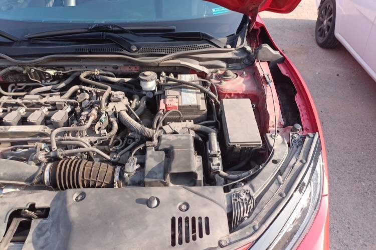 Used Honda Civic 2021 HATCHBACK 220TURBO Manual Driving Pleasure Control Engine Bay Left