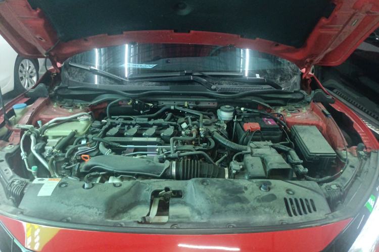 Used Honda Civic 2021 HATCHBACK 220TURBO CVT Trendy Cool Edition Engine Bay