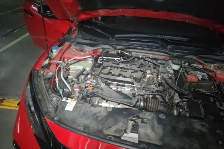 Used Honda Civic 2021 HATCHBACK 220TURBO CVT Dynamic Control Engine Bay Right