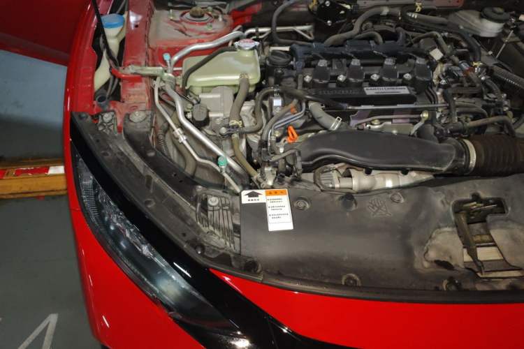 Used Honda Civic 2021 HATCHBACK 220TURBO Manual Driving Pleasure Control Engine Bay Right