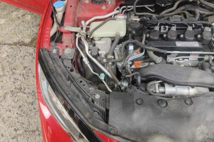 Used Honda Civic 2021 HATCHBACK 220TURBO CVT Trendy Cool Edition Engine Bay Right